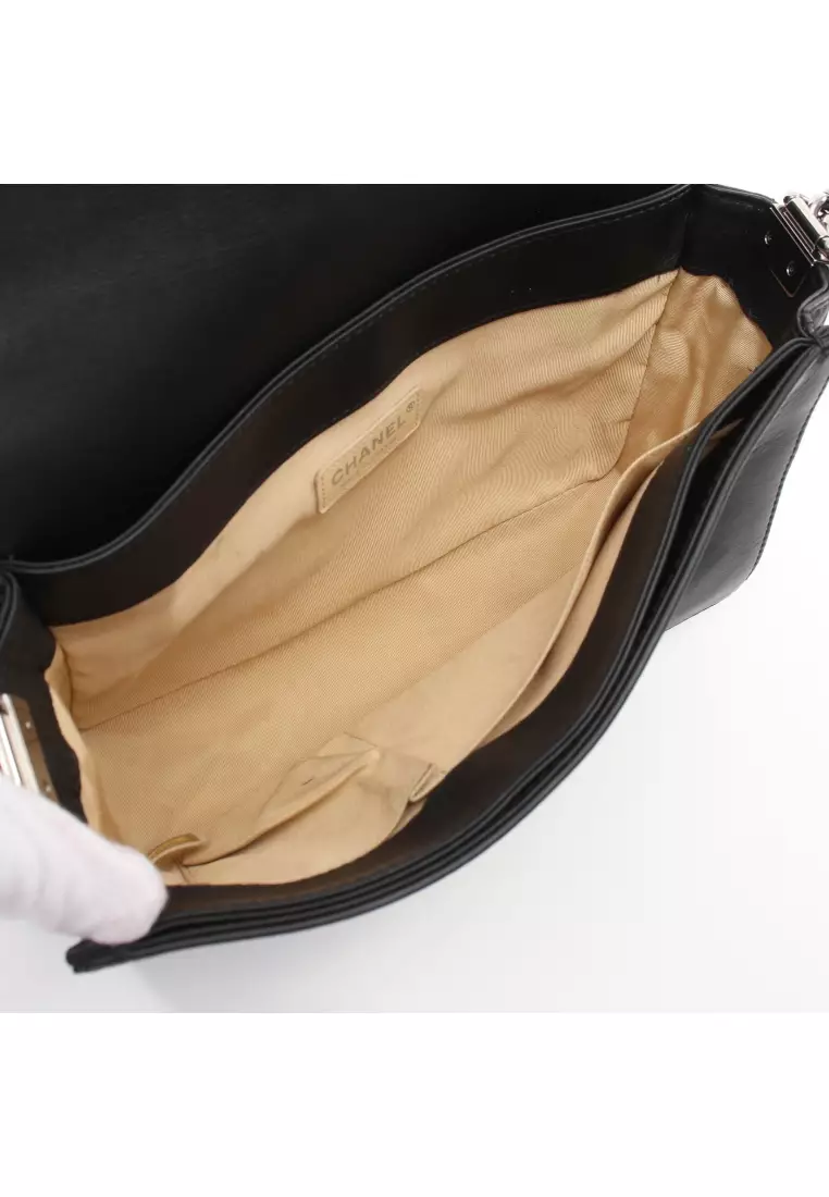 Chanel shoulder online bag mens
