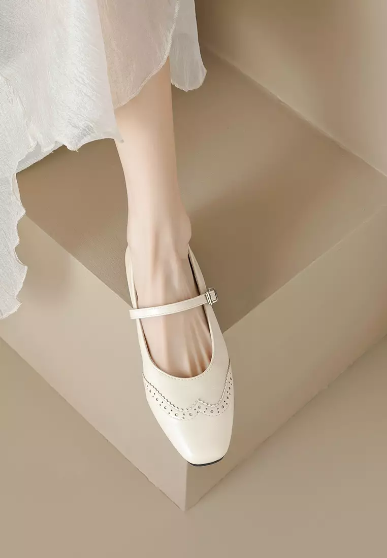 Brogue Microfiber Leather Mary Jane Shoes WW821-1