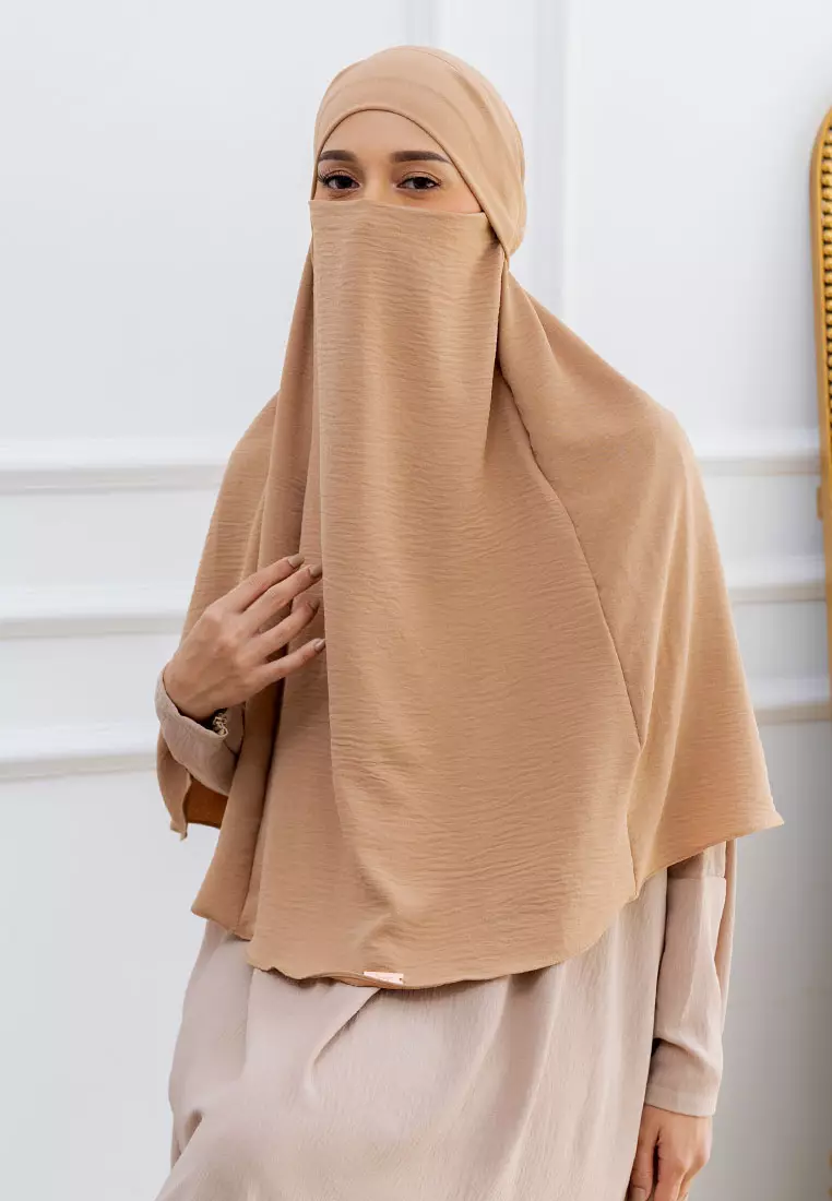 Halima French Khimar Caramel