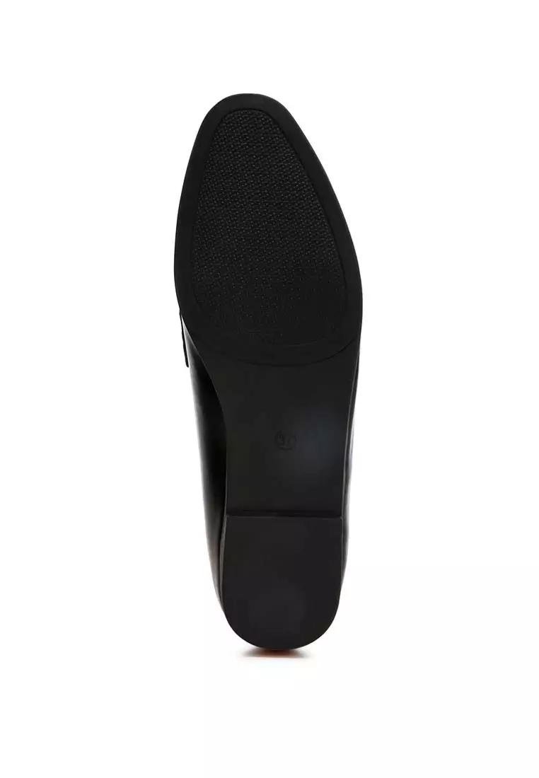 Sepatu Rumbai Warna Ganda dalam Warna Hitam