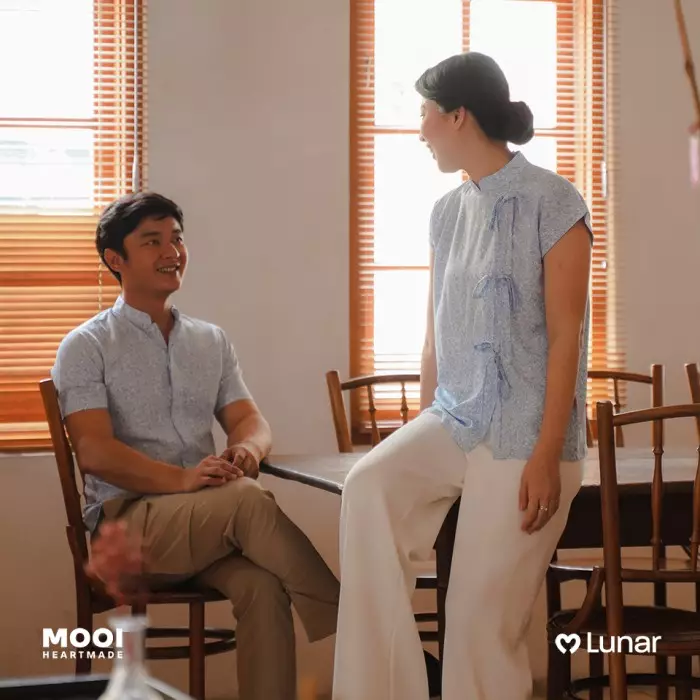 Mooi Atasan Dewasa Perempuan Lunar Collection Orchid Cheongsam Top Adult - Red Cherry