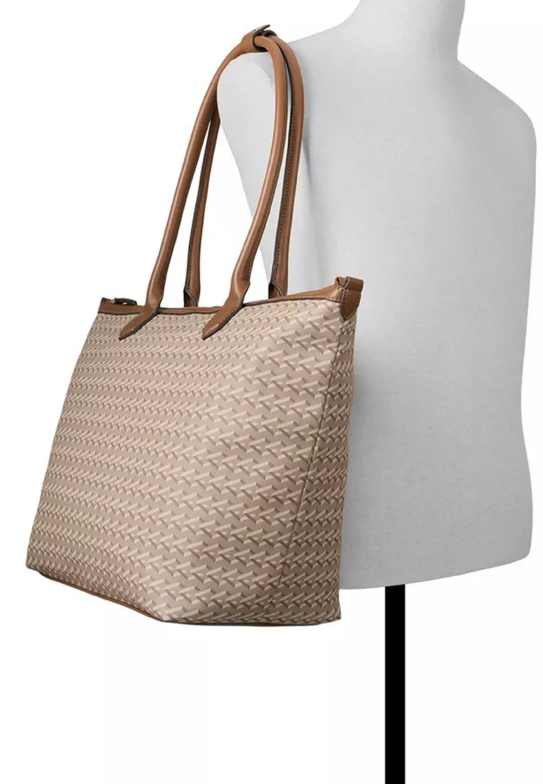 Jettie Tote Bag