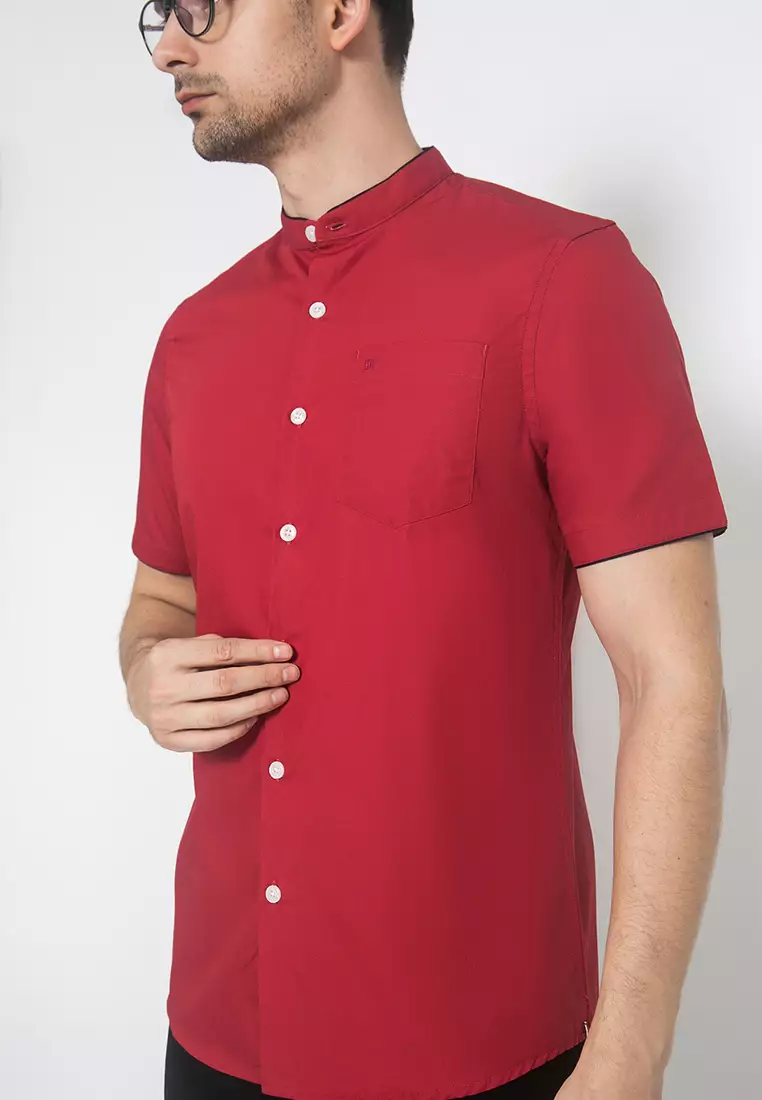 Johnwin - Kemeja Casual - Kemeja Pria - Kerah Shanghai - Merah - Slim Fit - ASH.670.K880.819.C - Free keychain