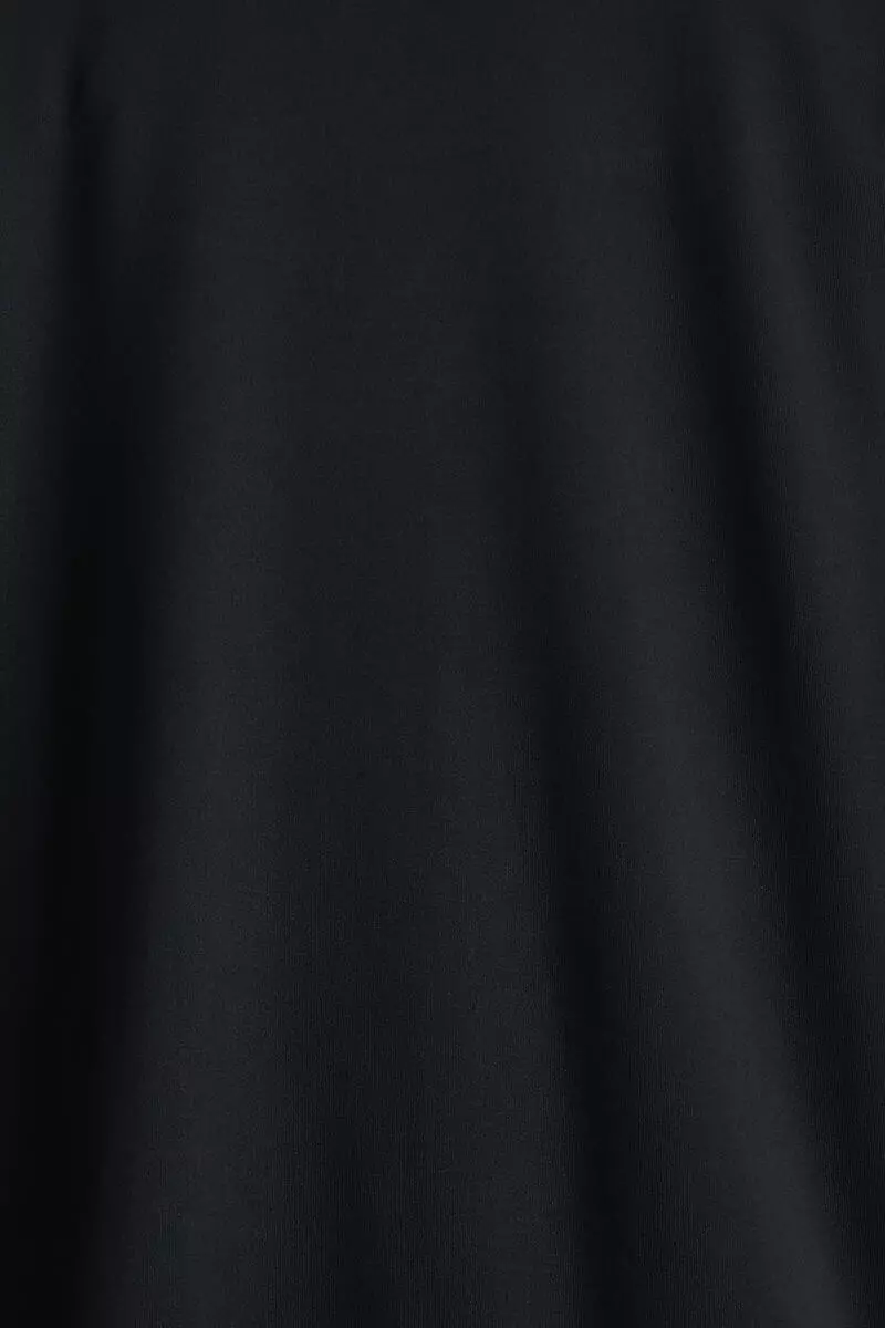 Long-sleeved microfibre top