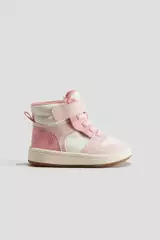 Pink Dusty Light