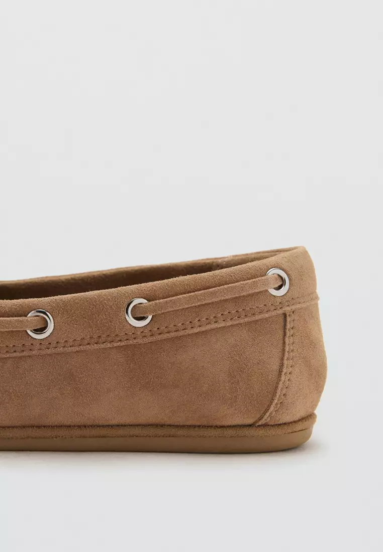 Deck Shoes With Laces