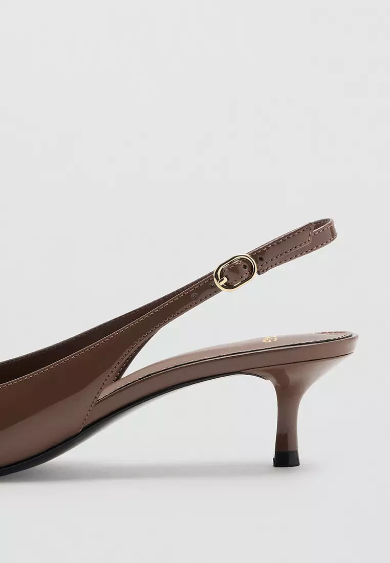 Kitten-Heel Pointed Shoes