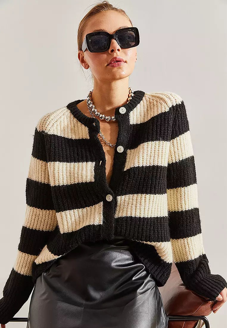 Striped Buttoned Knitwear Cardigan