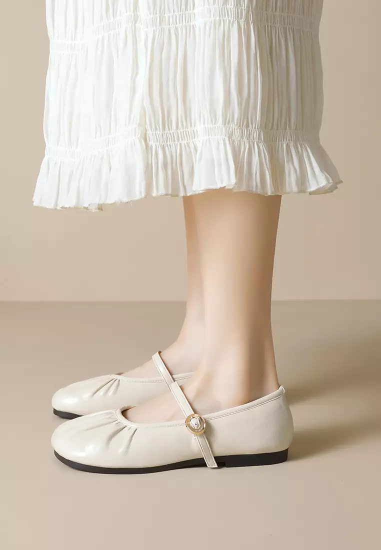 Needle Buckle Strap Pleated Mary Jane Shoes WW993-9
