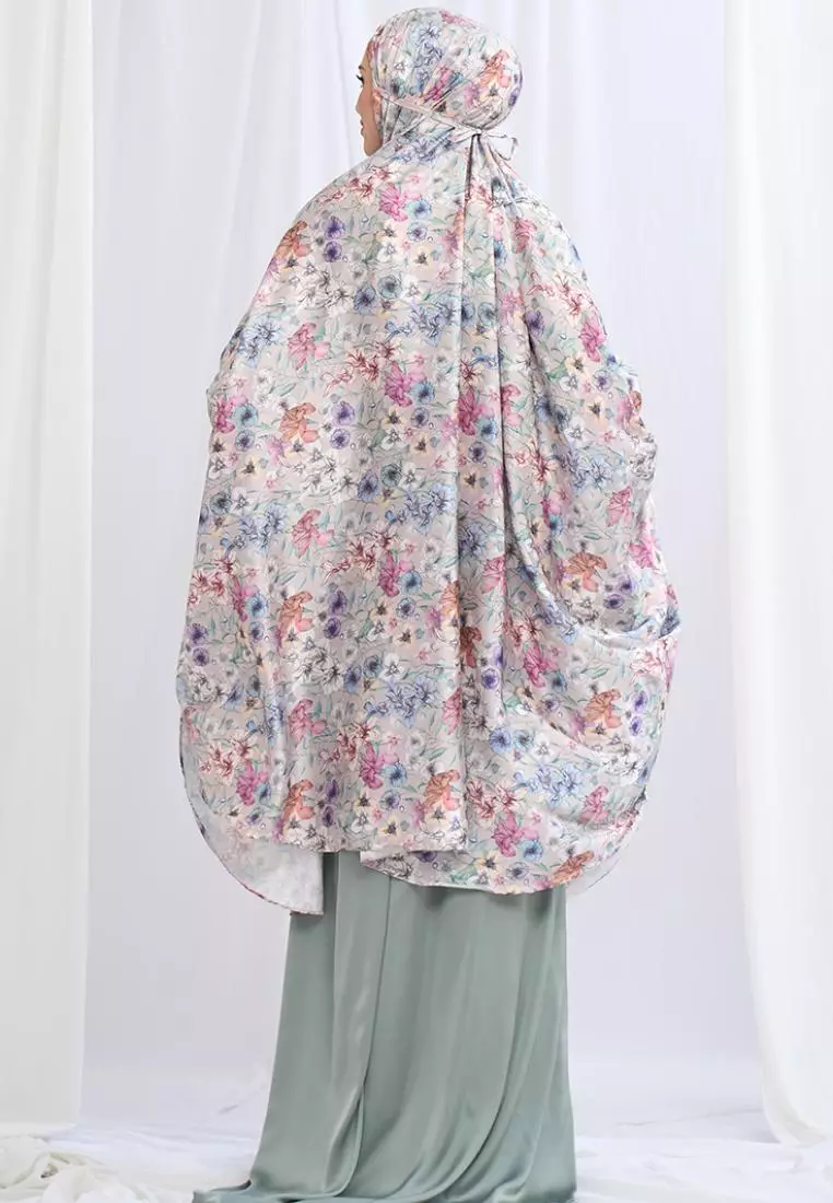 Arabela Anggun Maxi Mukena