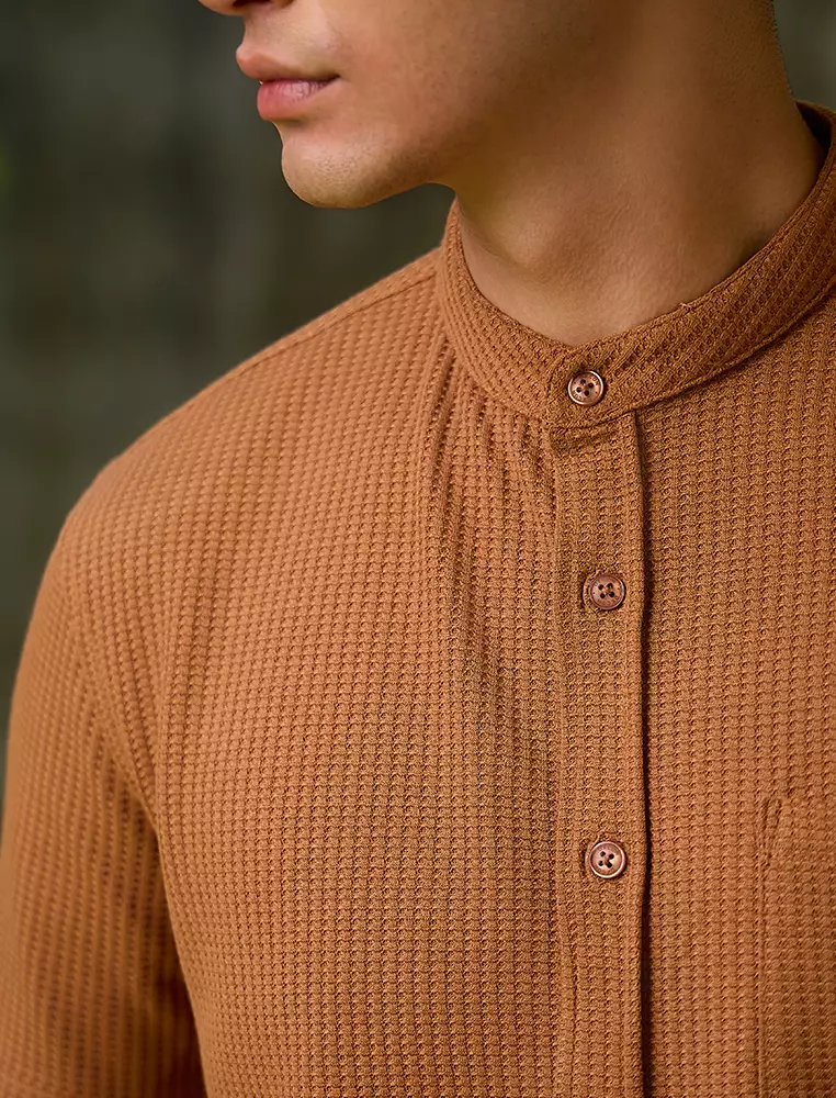 OXCON kemeja Tangan Pendek Waffle Kerah Collarless Teracotta