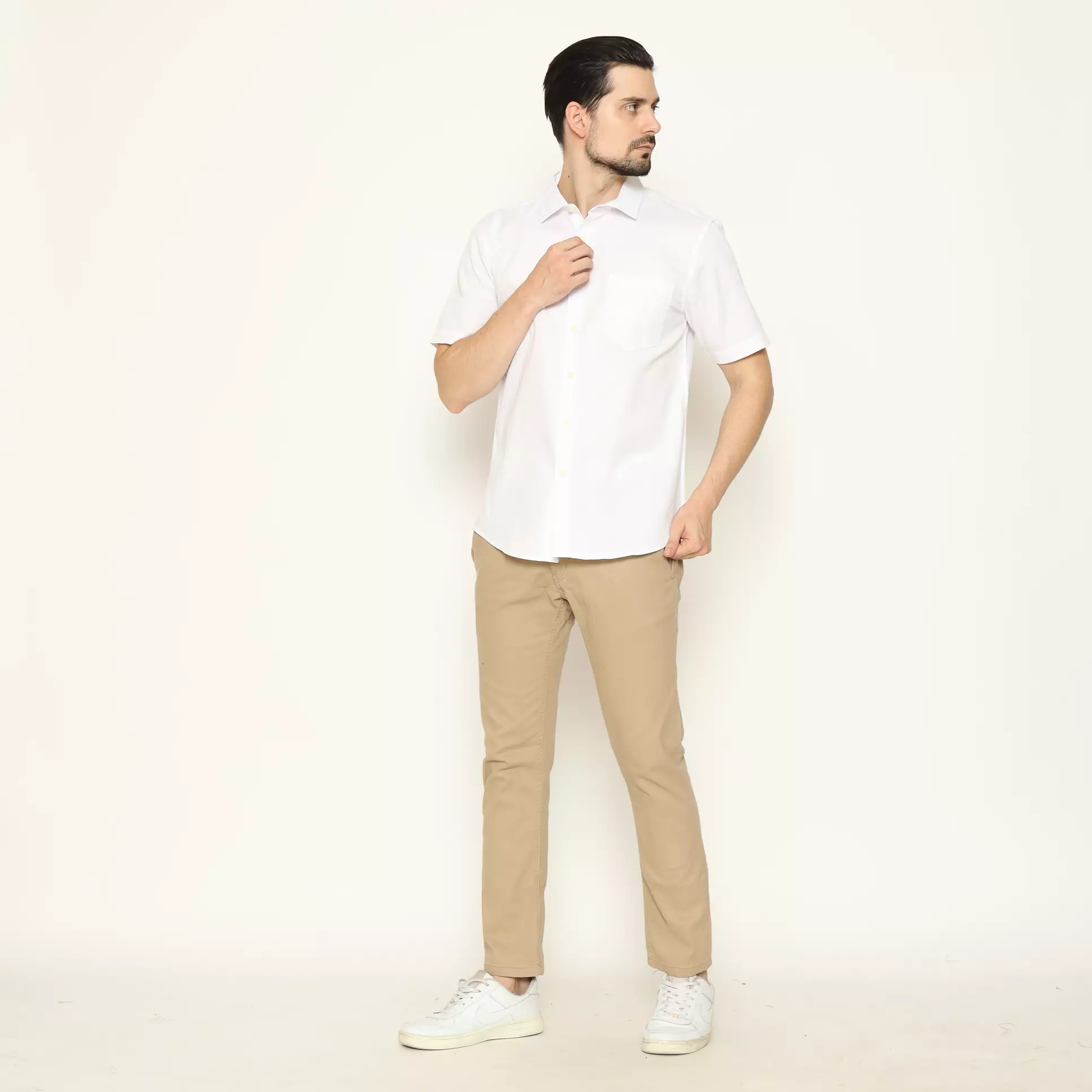 AMK Kemeja Pria Lengan Pendek SHS Maksim S/S White