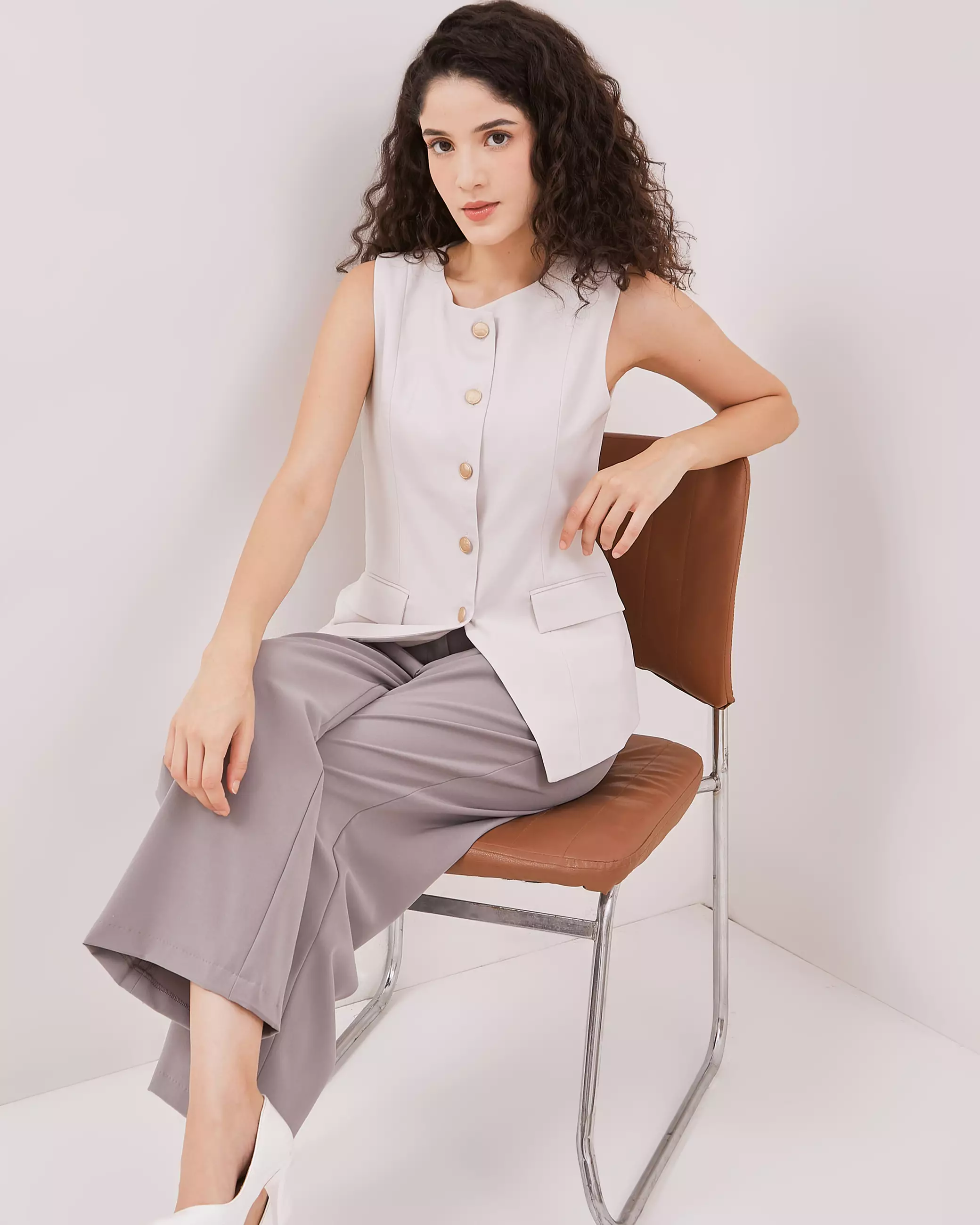 Urban Exchange Aruna Cream Round Neck - Sleeveless Outer Atasan Vest Cream Warna Cream