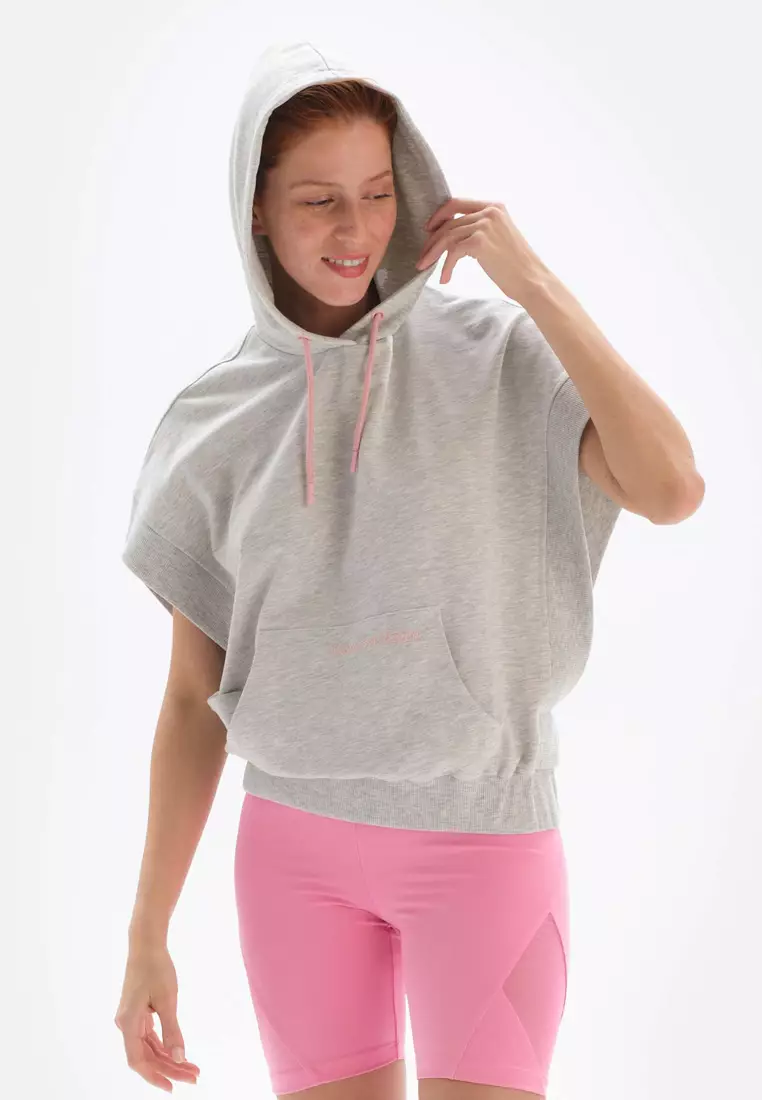 Women's activewear sweatshirts top
