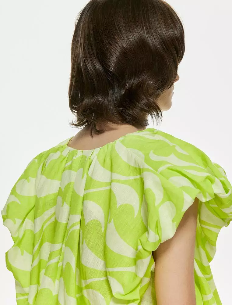 Eco-Friendly V-Neck Oversized Streetwear Sleeveless Top