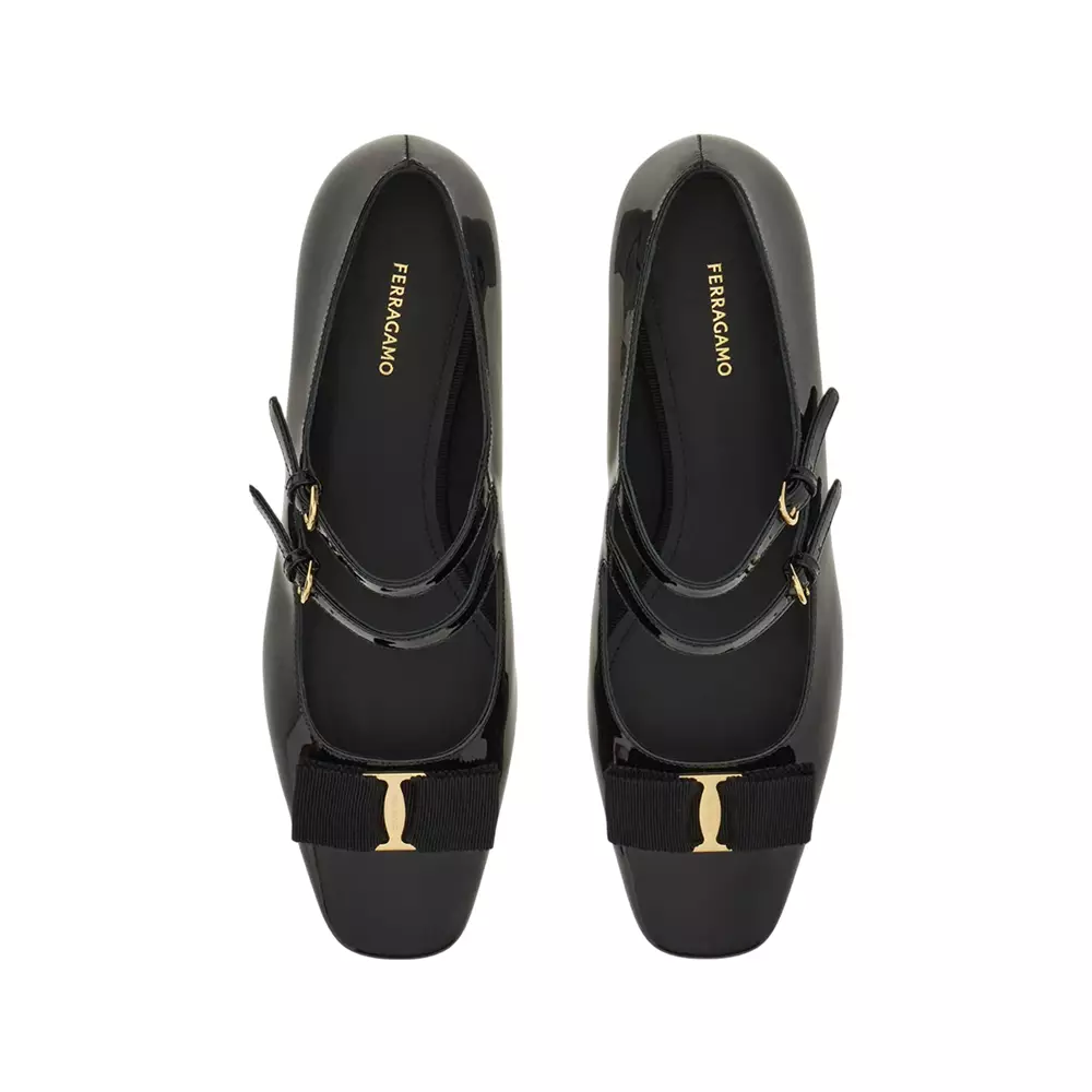 Vara Bow Patent Calfskin Mary Jane Black