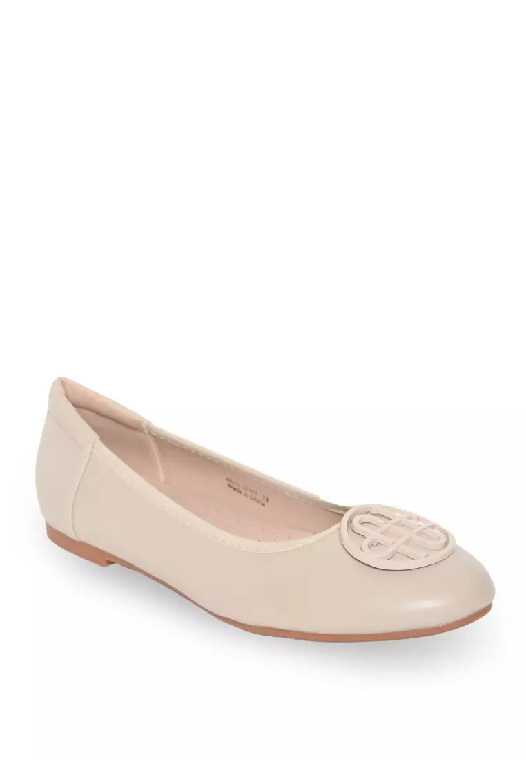 Molly Flats Cream