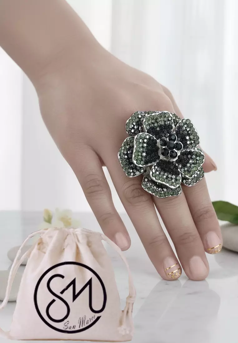 Aksesoris Cincin Wanita Rose Diamante Ring Black & Silver