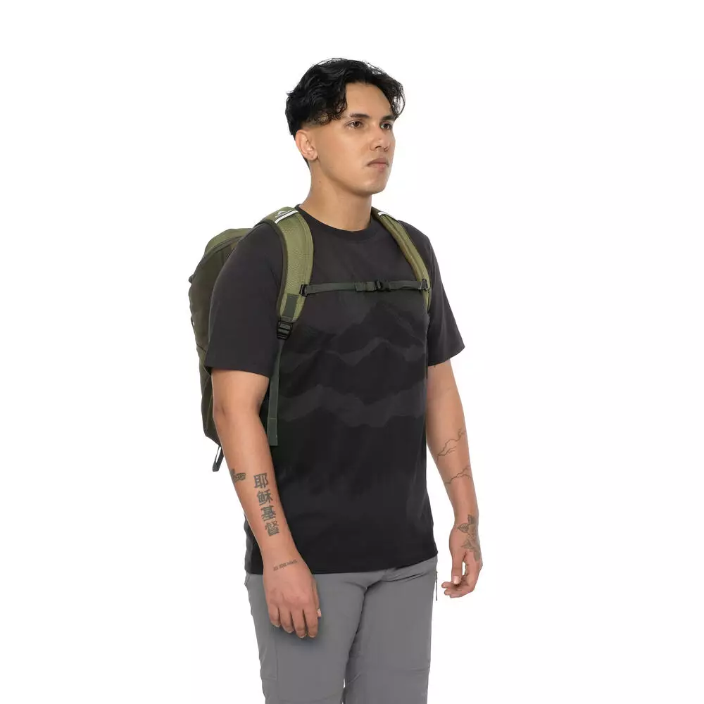 Eiger Caracal 22L Backpack