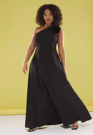 green emerald velvet dress Alondra