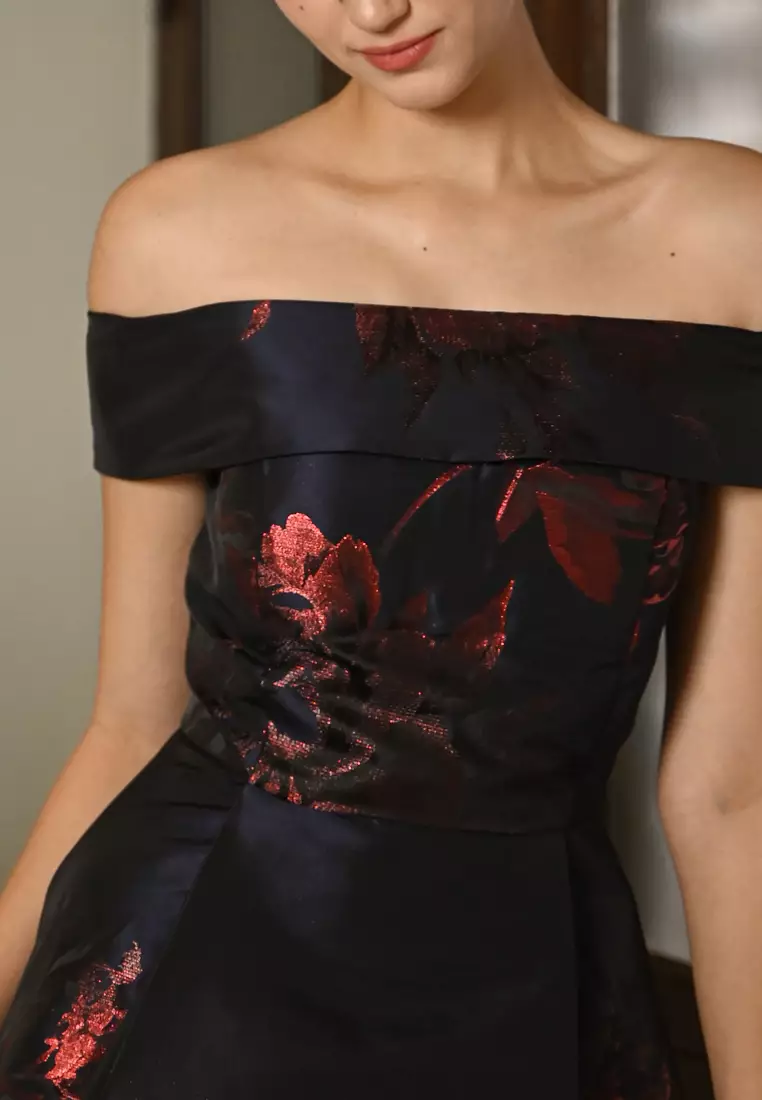 花卉露肩晚餐连衣裙