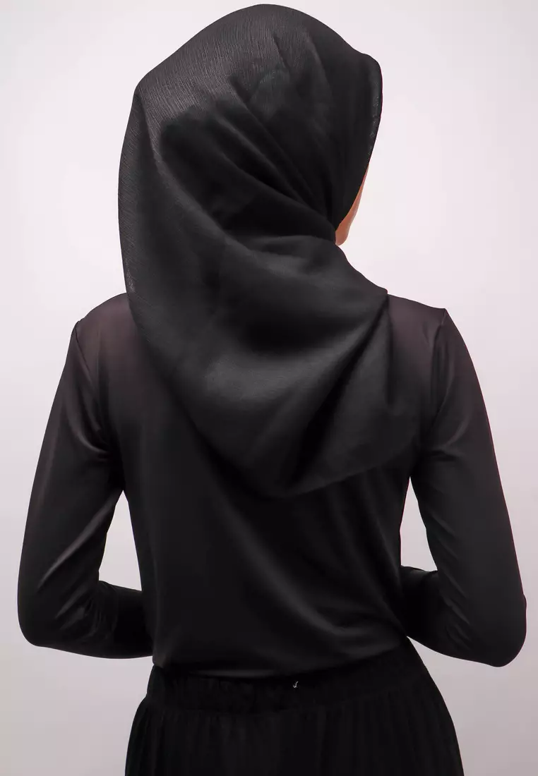 DH055 Falencia Hijab Segiempat Hitam