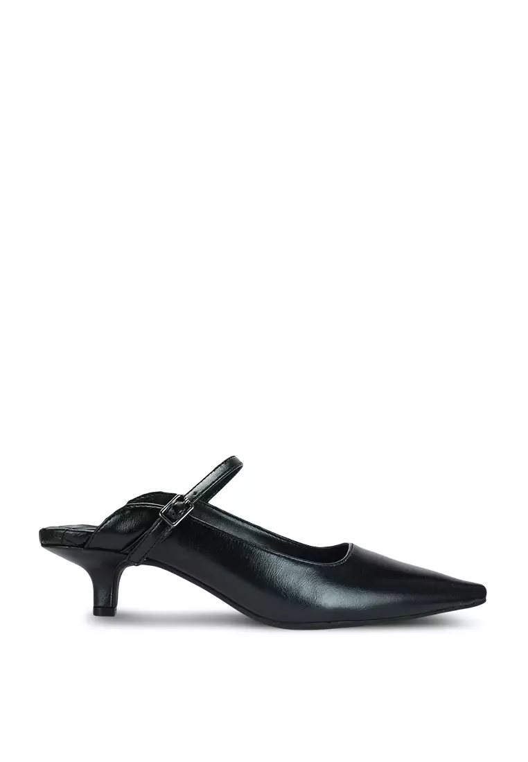 Discount on Lowrys Farm  shoes - SKU: Buckle High Heels