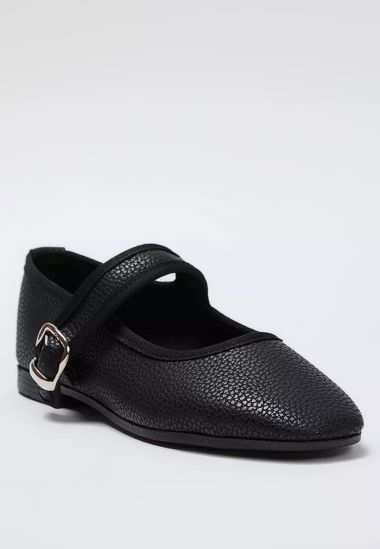 Textured Mary Jane Buckled Ballerina Flats