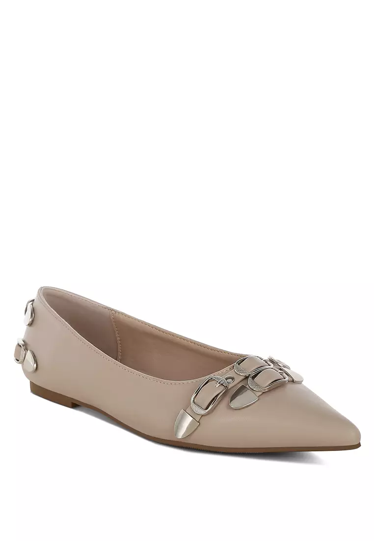 Belt Buckle Detail Ballerinas In Beige