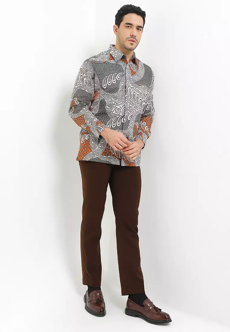 Kemeja Body Fit Batik Sekar Tetes Banyu