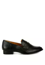 Hitam