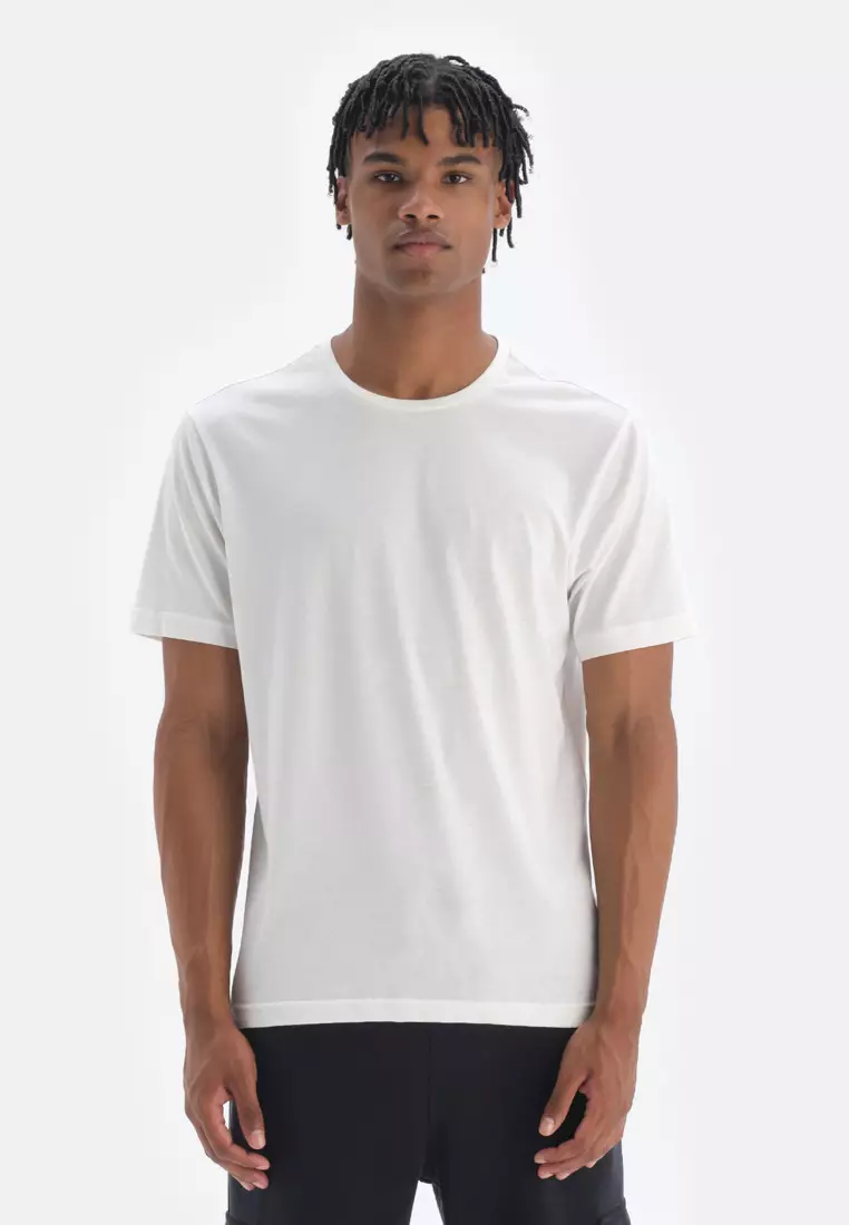 DAGİ White T-Shirt, Crew Neck, Regular Fit, Loungewear for Men