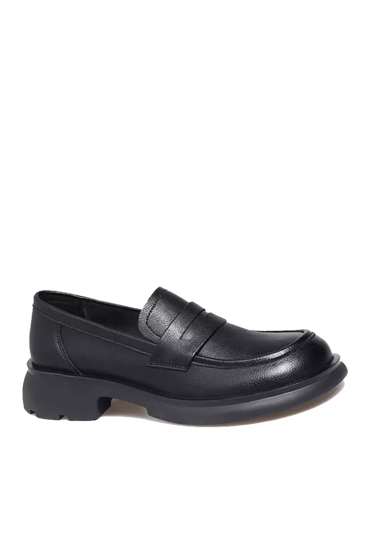 Discount on Twenty Eight Shoes  shoes - SKU: VANSA Vintage Cow Leather Round Toe Loafers VSW-F2618