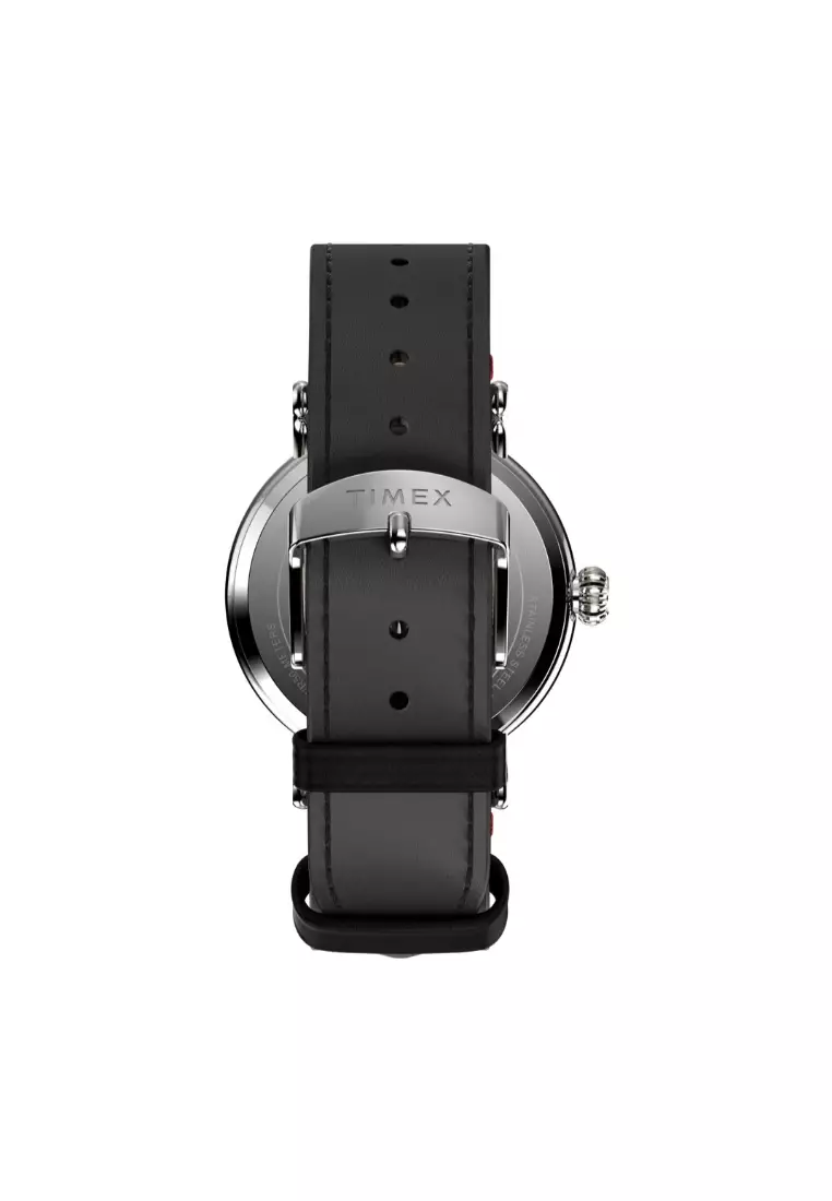 Standard x Peanuts Featuring Snoopy Holiday Watch TMTW2V61100UJ