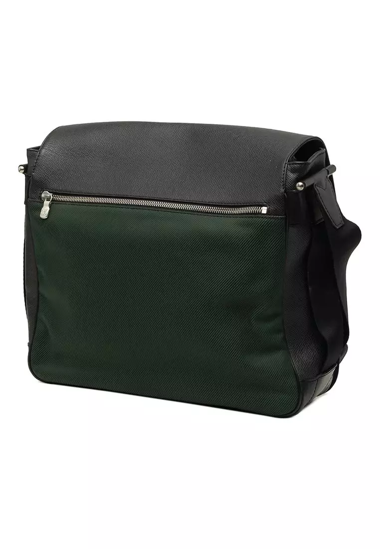 Pre-Loved Louis Vuitton Taiga Viktor