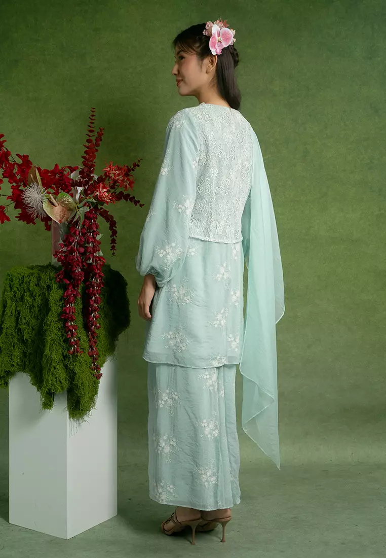 Valeria Kurung Labuh with Shawl Set