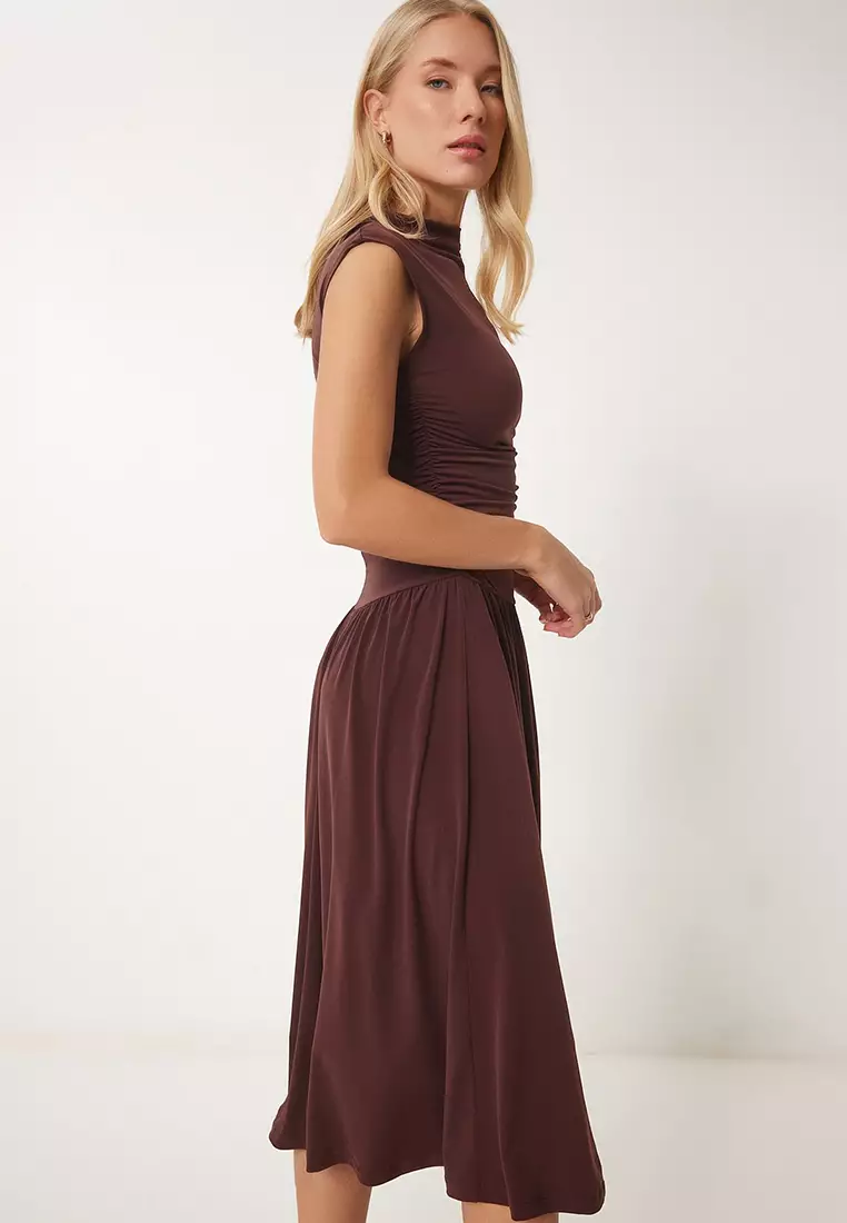 Gathered Midi Sandy Dress