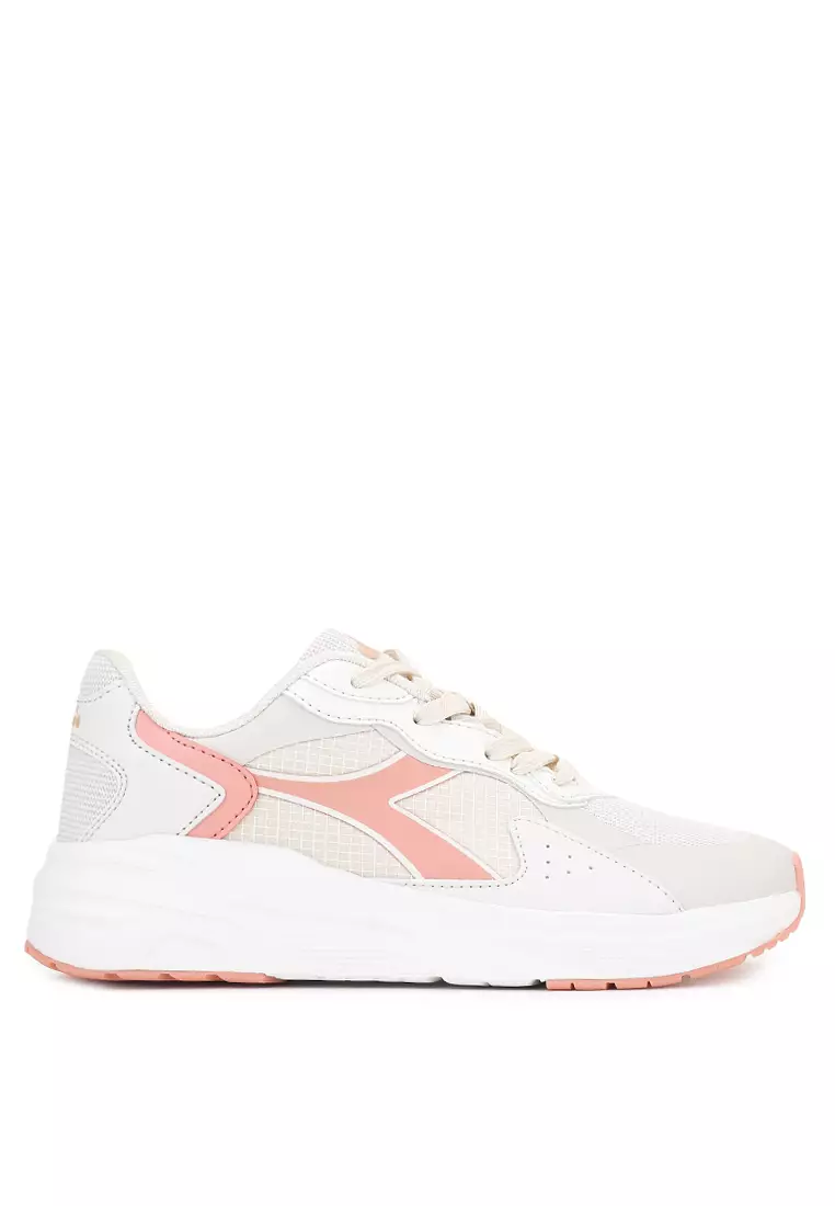 Harga sepatu on sale running diadora wanita
