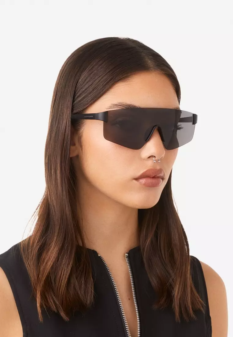 HAWKERS Black Dark Aero Sunglasses For Men And Women, Unisex. Official Product Designed In Spain