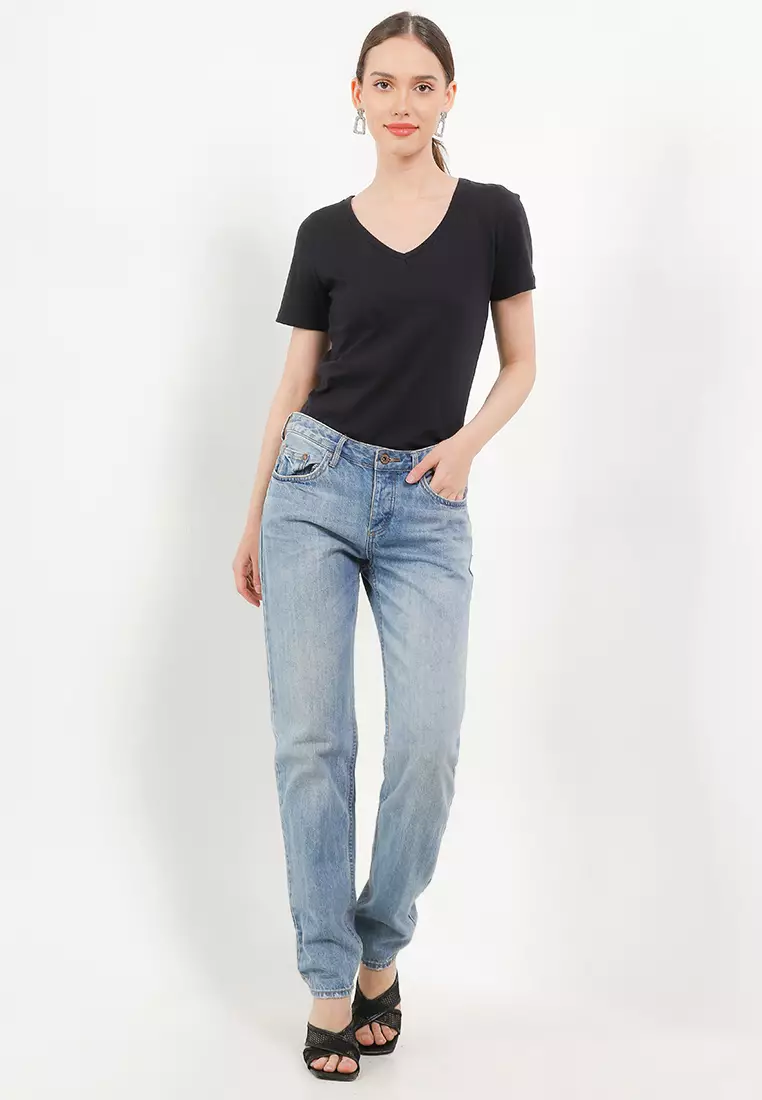 Cotton Lark Tee V Neck