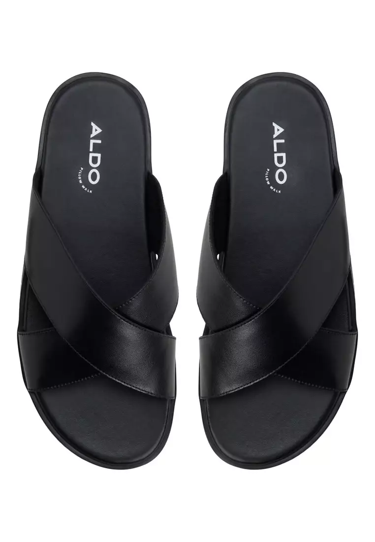 Erik Sandals