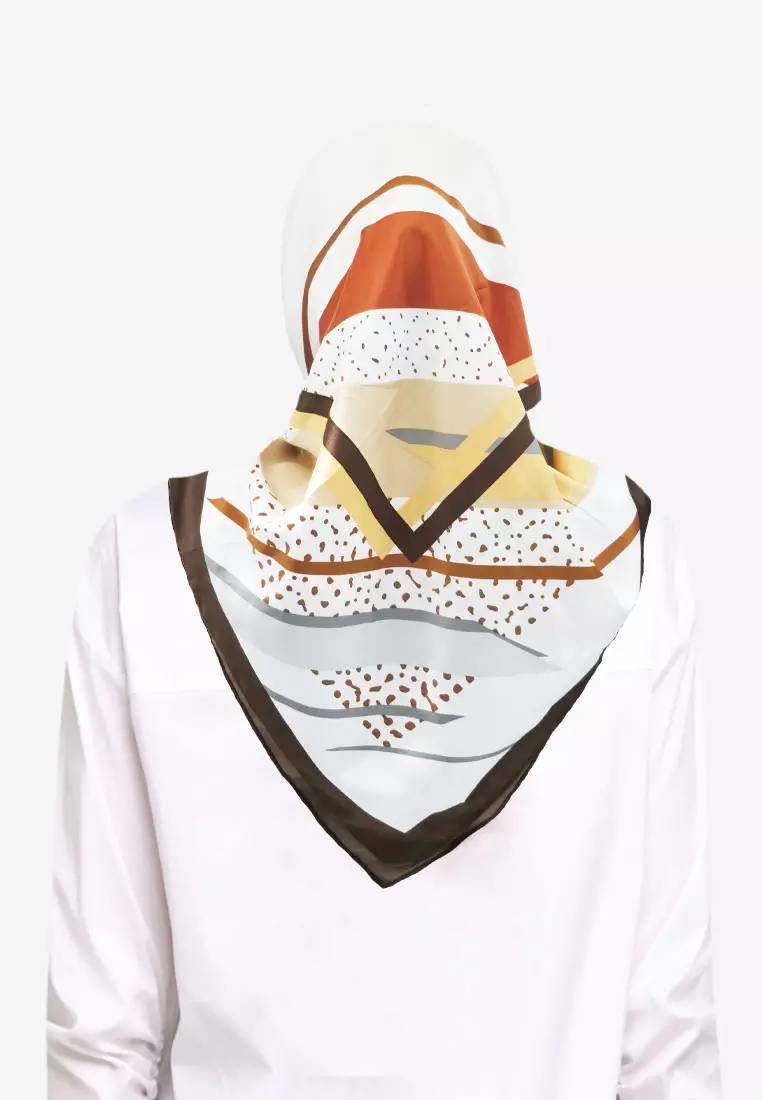 Stripes Hijab Segi Empat Kerudung Silky Satin Square Scarf Brown & White