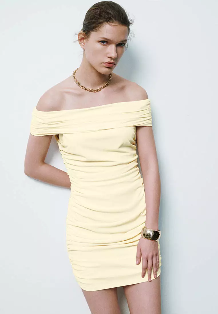 UR夏季新款女装魅力氛围感褶皱一字露肩连衣裙UWG740129
