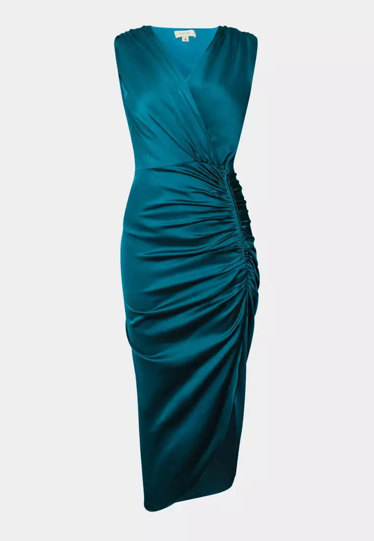 princess polly baby blue dress What Bridesmaid Dress Silhouettes Flatter an Hourglass Figure?