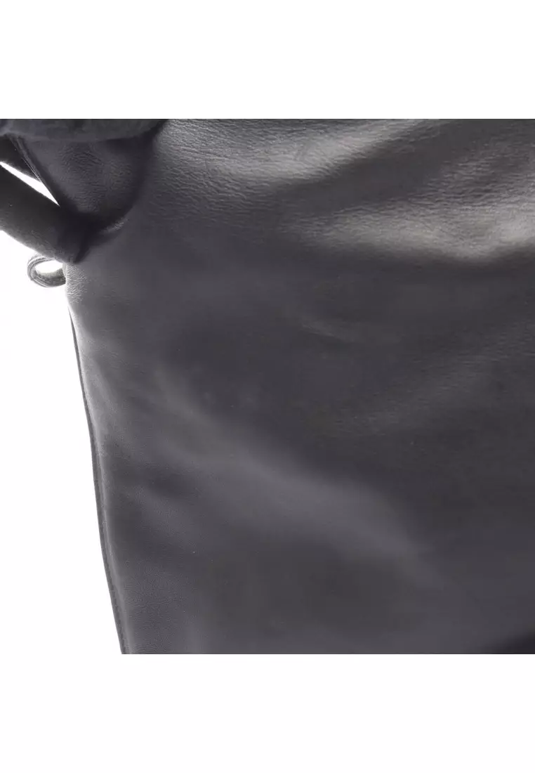 Pre-Loved LOEWE flamenco Shoulder bag leather black purse