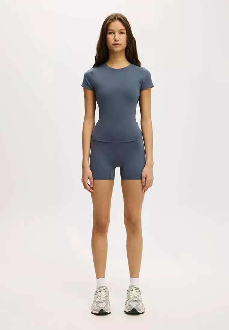 Ultra Soft Invisible Scrunch Shortie Short
