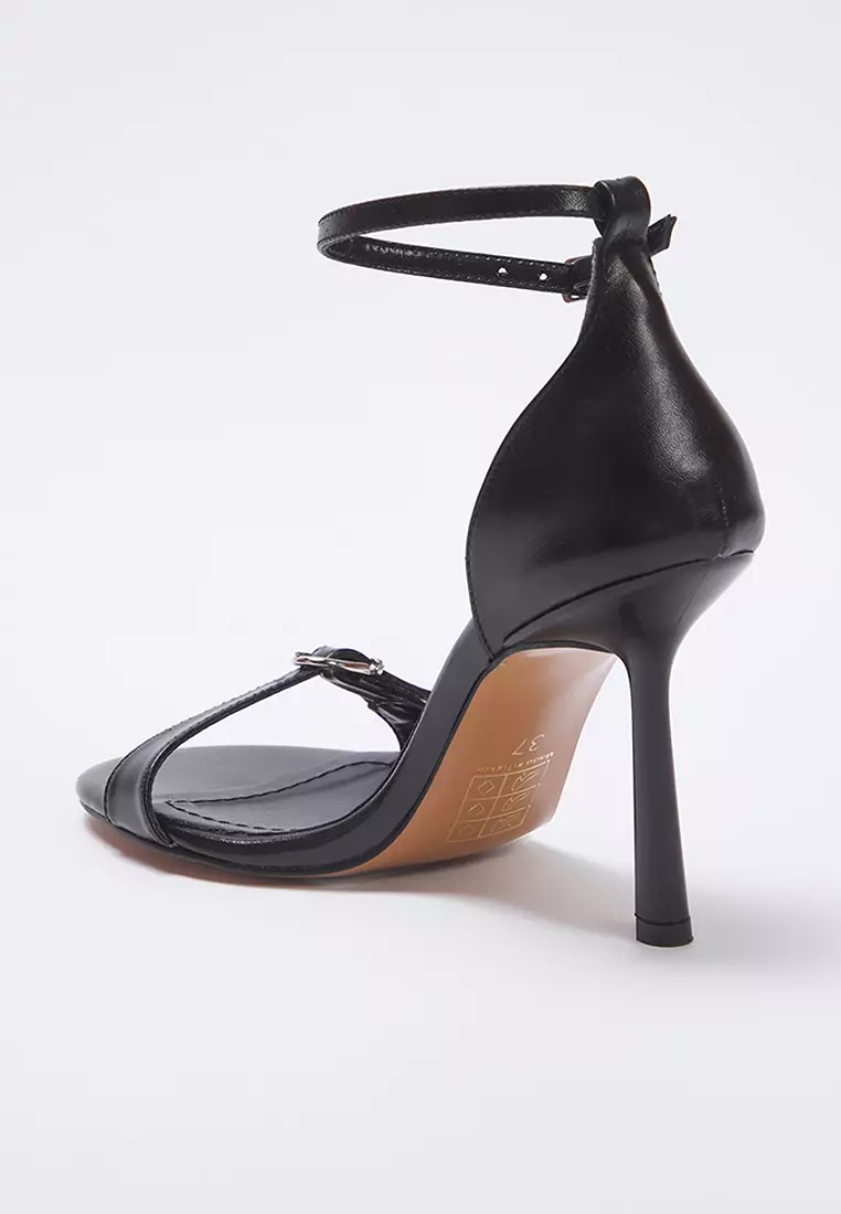 Black Buckle Thin Heels Women Classic Pumps Takss25To00019
