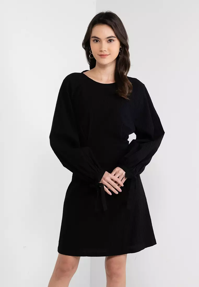 Cutout back black layered sleeveless chiffon dress hot sale