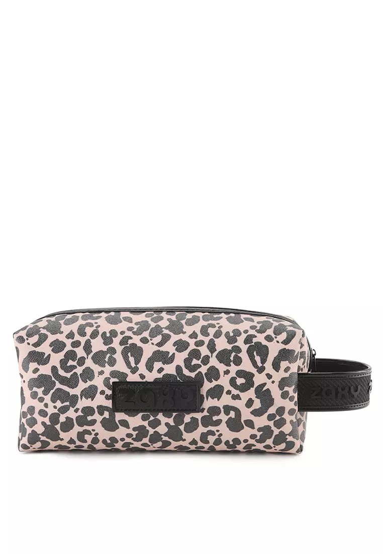 Summer + Necessaire Ad