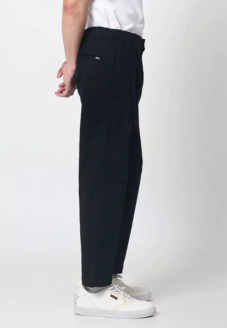 Celana Panjang Chinos Pria Reguler Taper Fit DENVER BLACK Celana Chino Pria